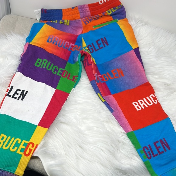 BRUCE GLEN BIG LOGO CROP JOGGERS SIZE 7 Measure 12” Waist X 19” inseam - Picture 9 of 9